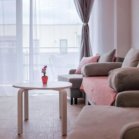 Astoria Rose Apartment Navodari Luaran gambar